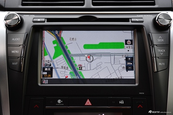 2016款凯美瑞2.5L自动十周年纪念豪华导航版