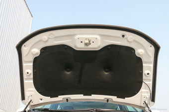 2018款大指挥官2.0T自动四驱臻享版