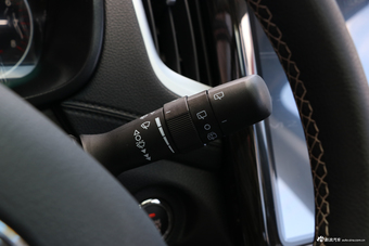 2018款斯威X7 1.5T手动豪华型7座