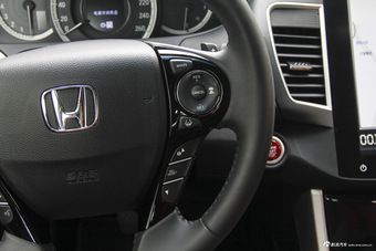 2016款雅阁2.4L自动智尊版