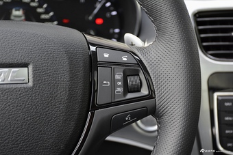 2017款哈弗H8 2.0T自动汽油两驱智享型