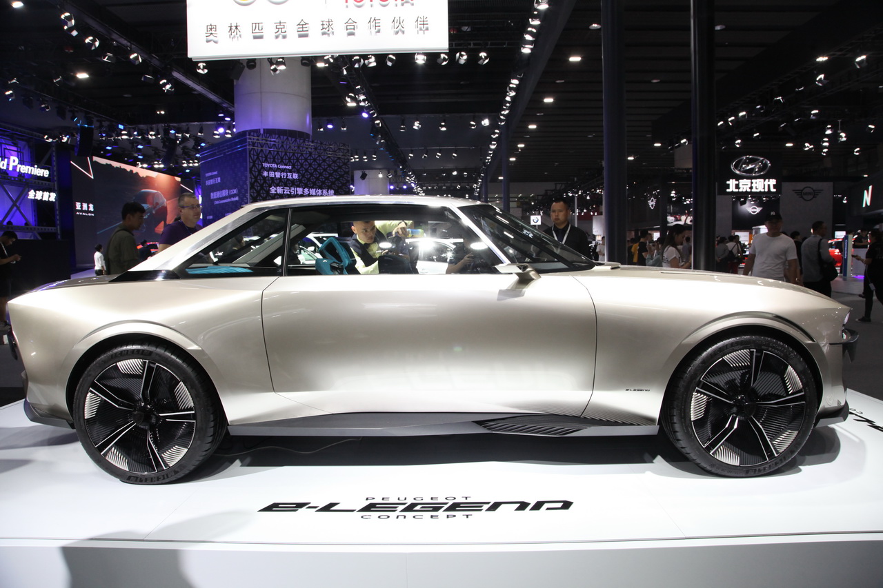 实拍：标致全新概念车E-legend亚洲首秀
