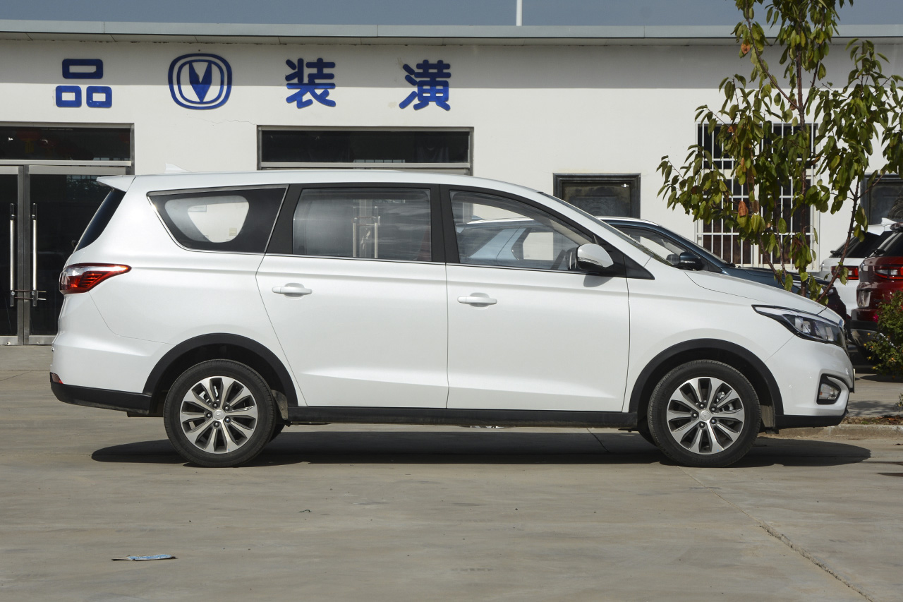 2017款凌轩1.6L手动幸福型