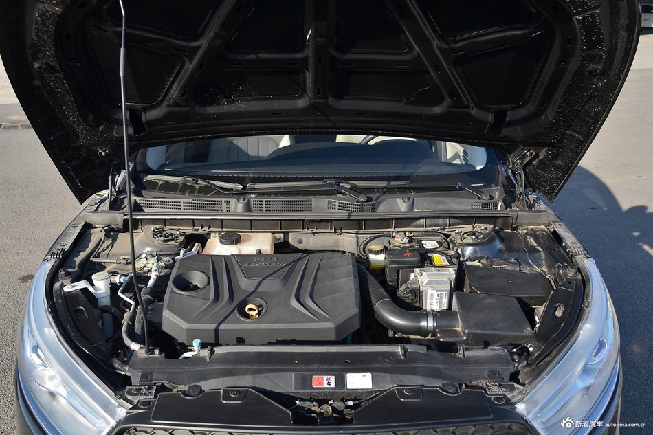 2016款奔腾B50 1.6L自动豪华型