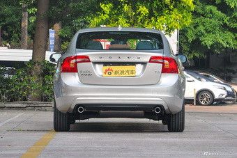2017款沃尔沃S60L 1.5T自动T3智进版