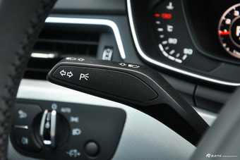 2017款奥迪A4 allroad 2.0T自动 45TFSI quattro时尚型