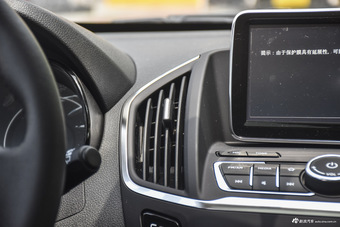 2017款风神AX5 1.4T手动趣悦型