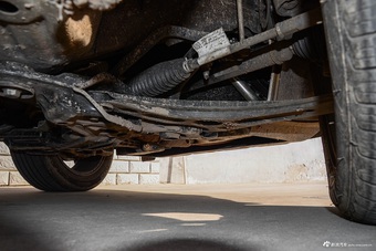 2016款森雅R7 1.6L自动尊贵型