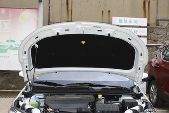 2018款传祺GA4 1.3T自动豪华版200T