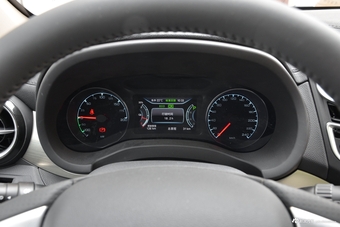 2018款比亚迪宋EV400 智联进享型