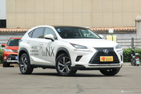 2018款雷克萨斯NX300h 2.5L自动全驱锋致版