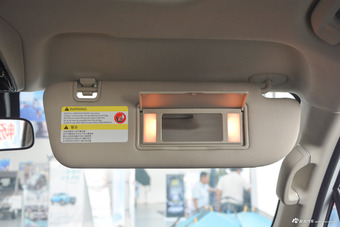 2017上汽大通D90 2.0T手动两驱火星