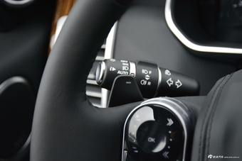 2018款揽胜3.0L自动V6 SC Vogue传世版