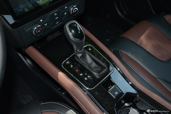 2016款风光580 1.5T自动豪华型