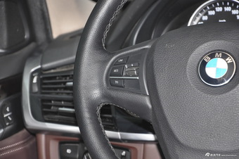 2015款宝马X5 2.0T自动xDrive28i