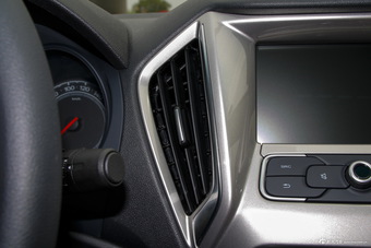 2016款名爵锐行1.5T手动超值豪华版