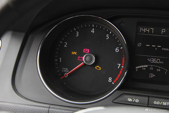 2017款朗逸1.4T自动豪华版230TSI DSG