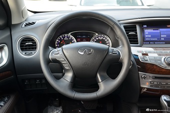 2017款英菲尼迪QX60 2.5T Hybrid两驱卓越版