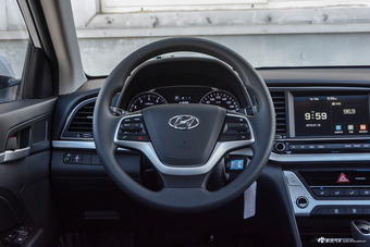 2016款领动 1.6L自动智炫豪华型 