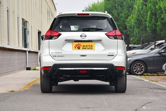 2019款奇骏2.5L自动四驱智联豪华版