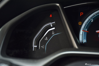 2016款思域1.5T自动220TURBO尊贵版