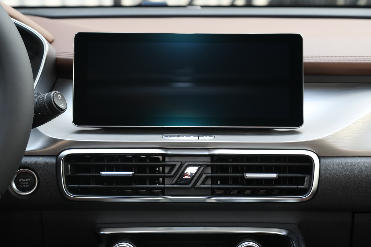 2019款吉利缤越1.5T 260T DCT游侠