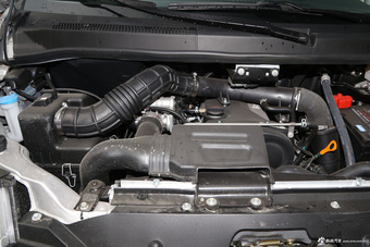 2016款瑞风M5 2.0T自动汽油商务版