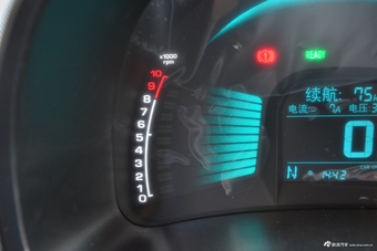 2017款奇瑞eQ 豪华型