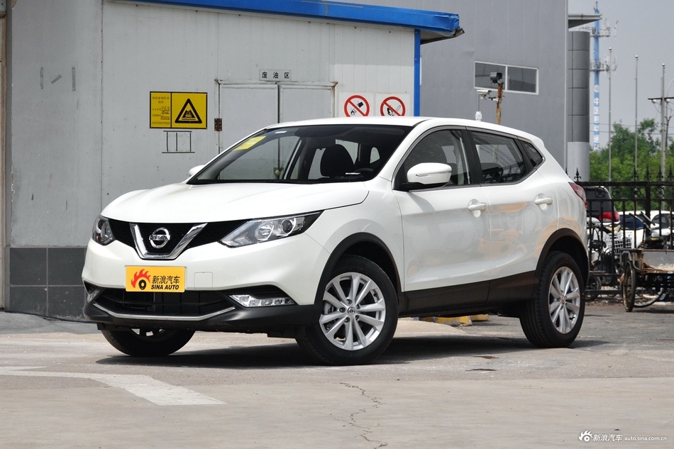 2017款日产逍客 2.0L自动精英版