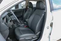 2016款奔腾B50 1.6L手动豪华型