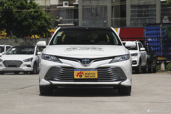 2018款凯美瑞2.5HQ自动旗舰版