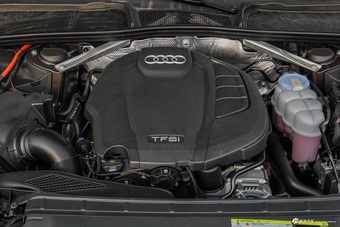 2017款奥迪A4 allroad 2.0T自动 45TFSI quattro运动型