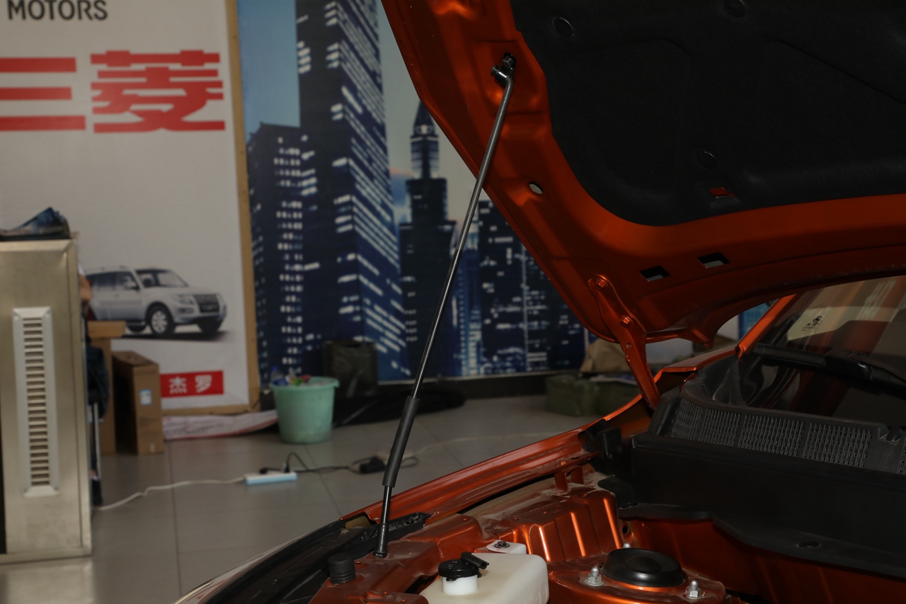 2017款猎豹CS9 1.5L手动舒适型