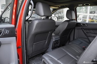 2017款撼路者2.0T自动四驱旗舰版汽油7座