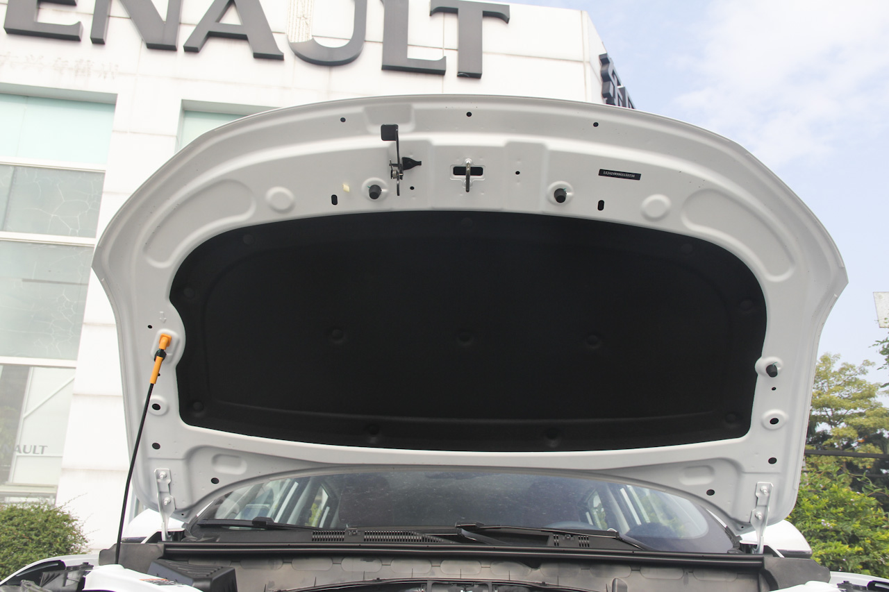 2016款荣威RX5 30T自动四驱互联网智尊版