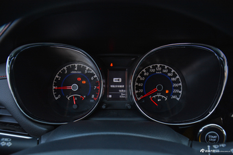 2018款启辰T70 1.4T手动睿享版