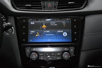 2019款奇骏2.5L自动四驱智联领先版