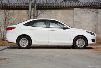 2017款福睿斯改款1.5L手动舒适型