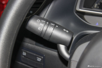 2016款马自达CX-4 2.0L自动两驱蓝天活力版