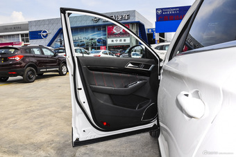 2016款猎豹CS10 2.0T自动尊享型