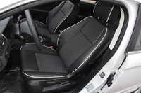 2017款观致3三厢1.6L自动致悦型