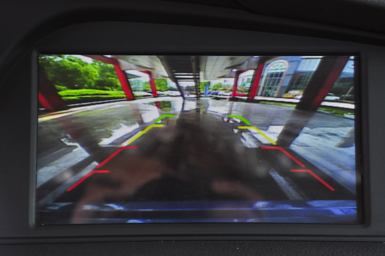 2016款荣威e550 1.5L自动旗舰版