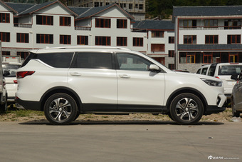 2018款长安欧尚科赛1.5T自动智