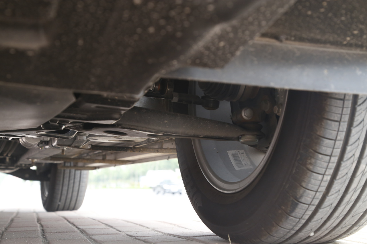 2016款北汽威旺S50 1.5T手动欢动版尊贵型