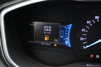 2017款蒙迪欧2.0L自动 HEV 智尊旗舰型