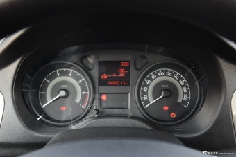 2016款标致301 1.6L手动舒适版 