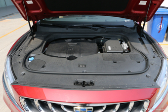 2018款博瑞GE MHEV耀智版