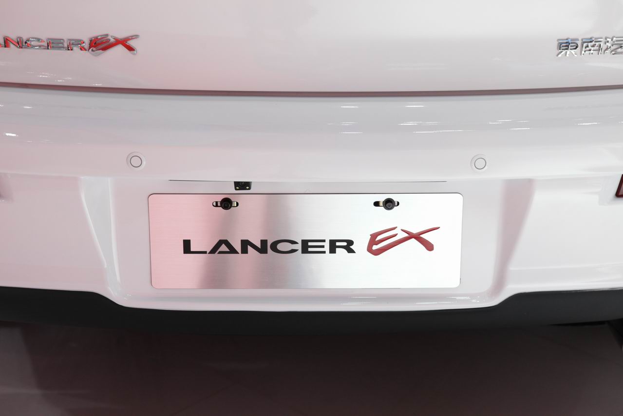 东南三菱新翼神