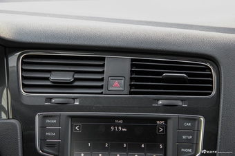 2017款高尔夫1.4T自动豪华百万辆纪念版230TSI