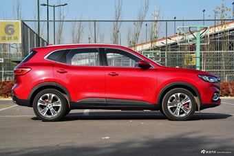 2018款名爵HS 2.0T自动四驱30T Trophy荷尔蒙超燃版